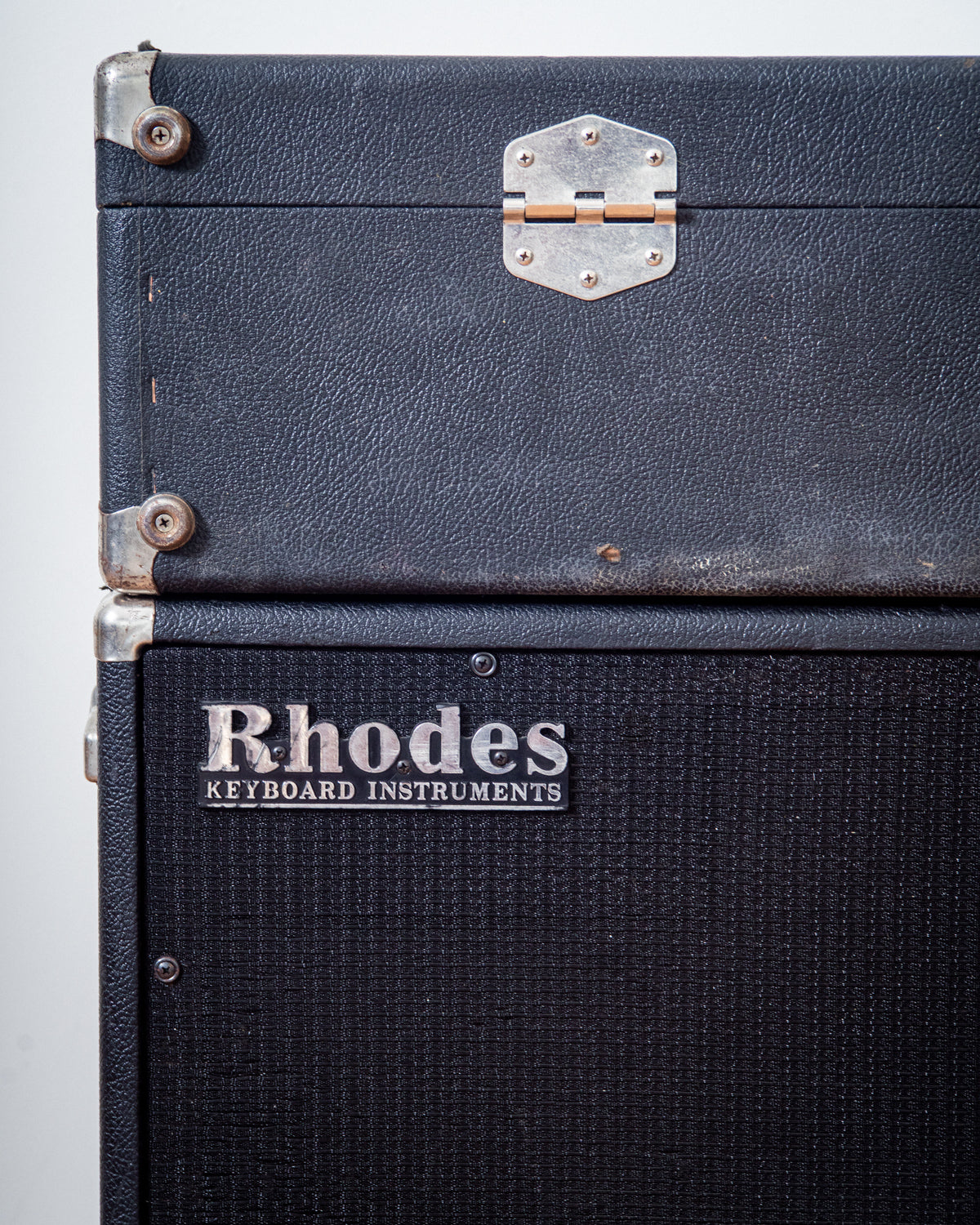 1982 Rhodes Mark II Suitcase 73 "Rod"