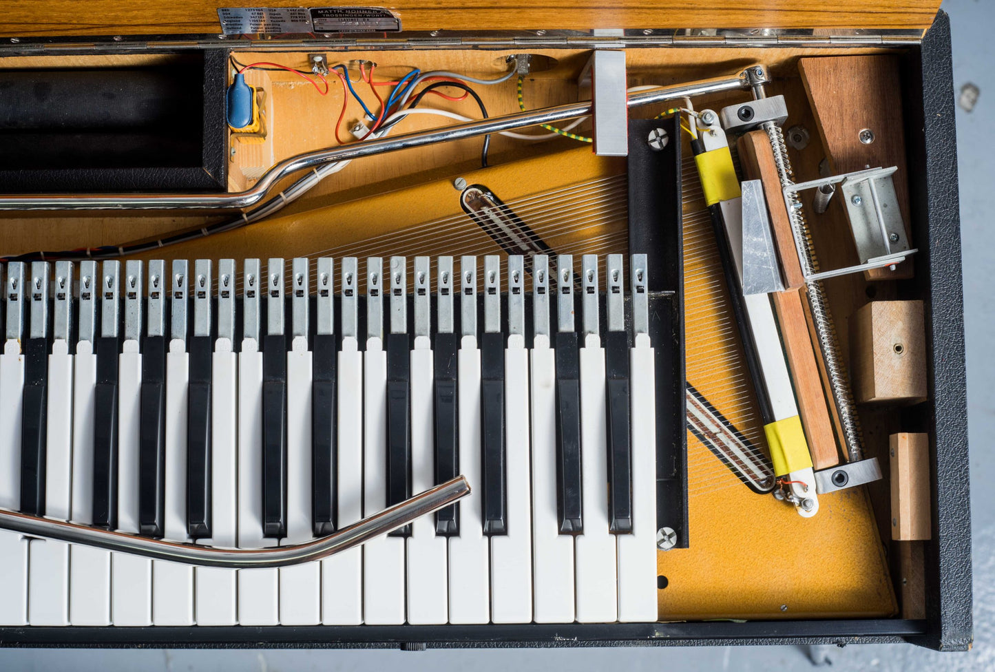 Clavinet Whammy Bar System: "Windy City Whammy"