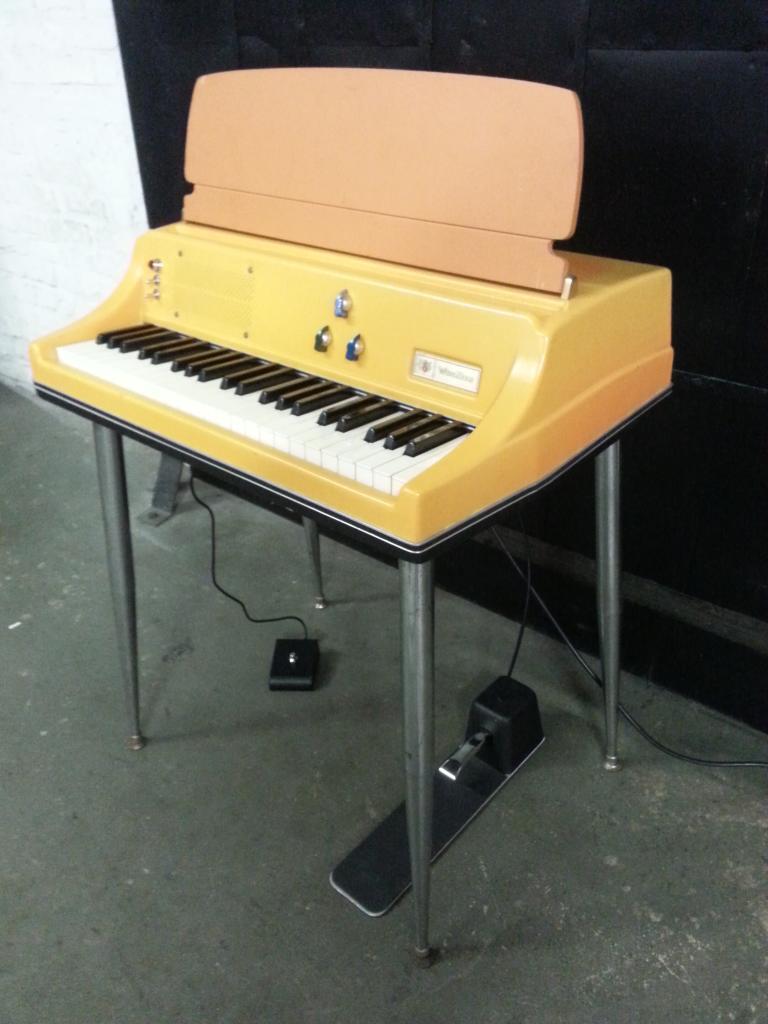 Wurlitzer 106 Full Angle View