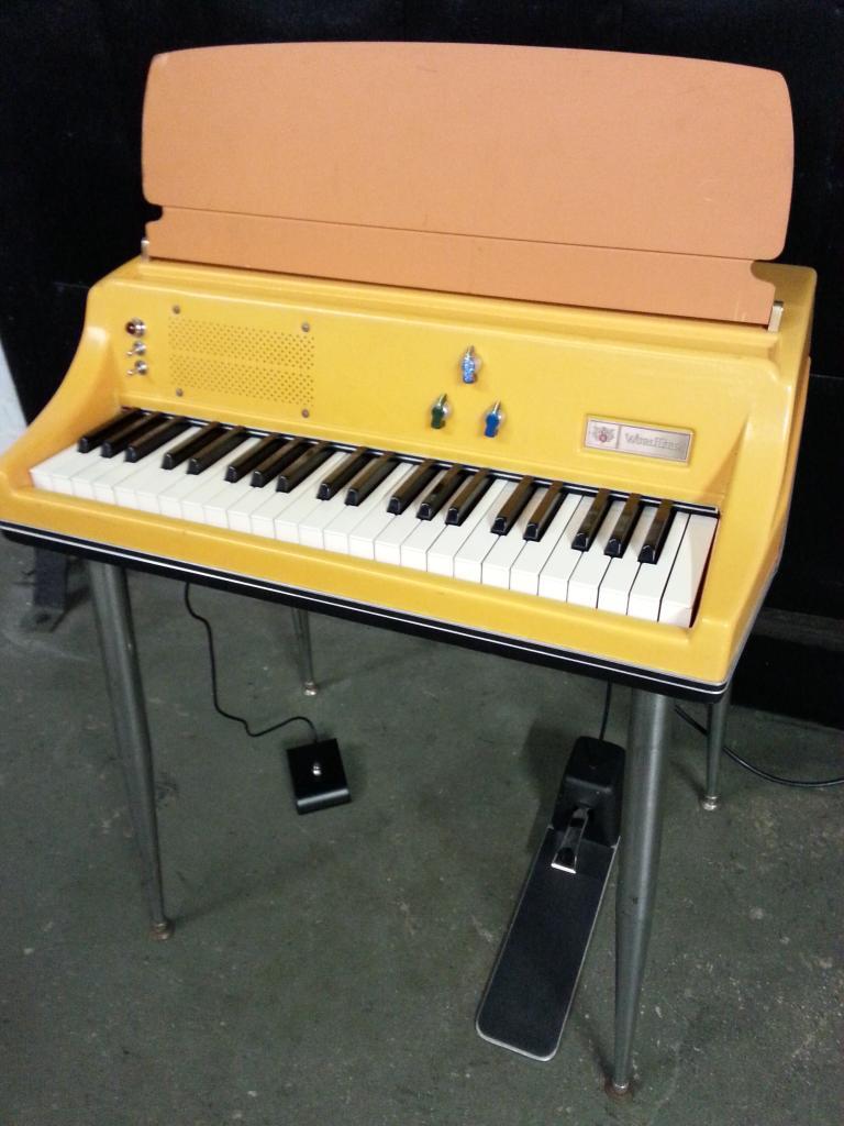 Wurlitzer 106P Full Orange