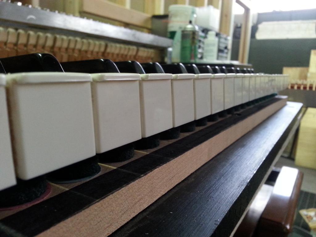 Wurlitzer Leveled Key Bed 106