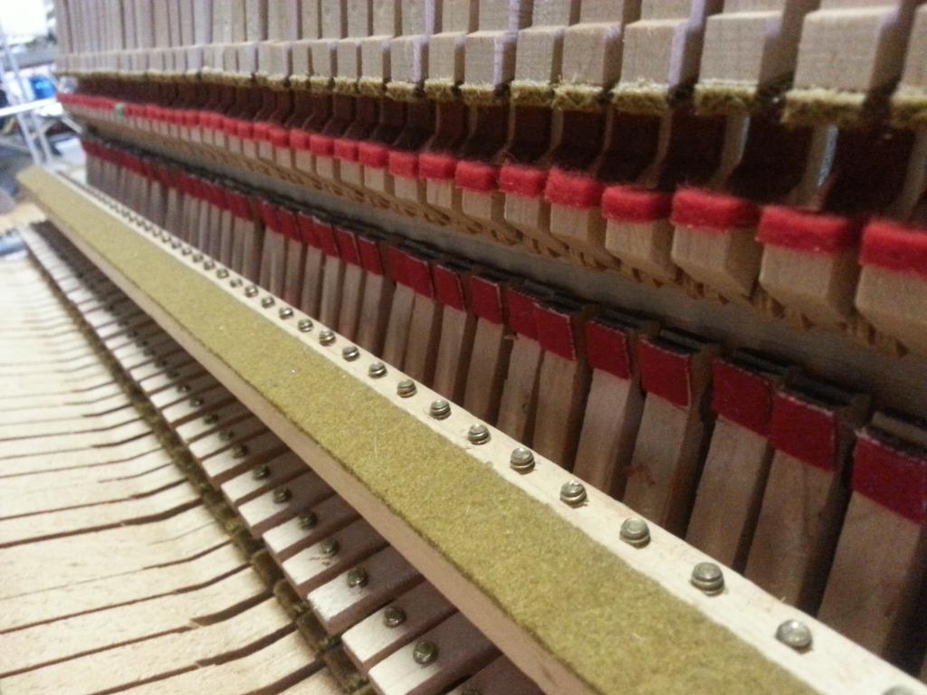 Wurlitzer Whip Fly Felts