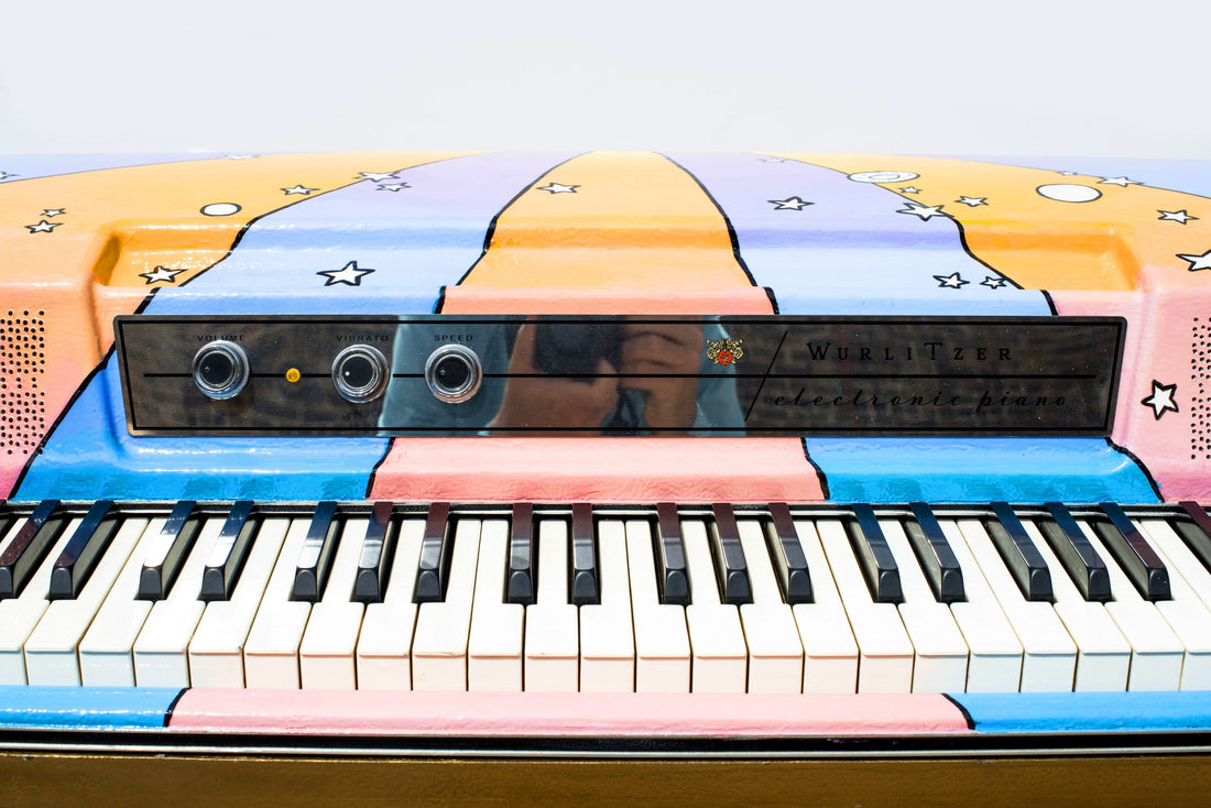 Kesha's Custom Wurlitzer 200