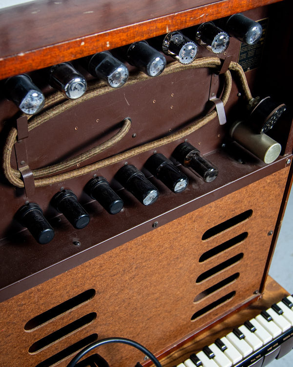 Hammond Solovox - A 1940s Mono Tube Synth