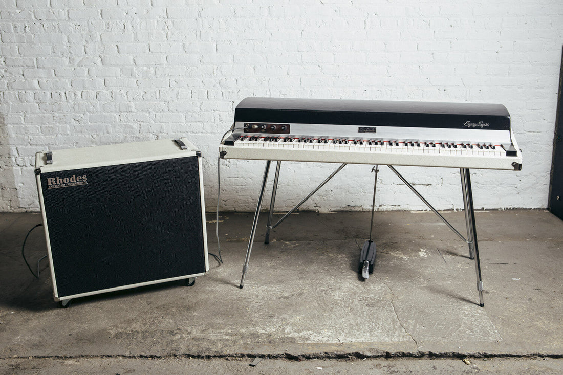 FOR SALE: 1975 Rhodes Mark I *Stereophonic Satellite* 88