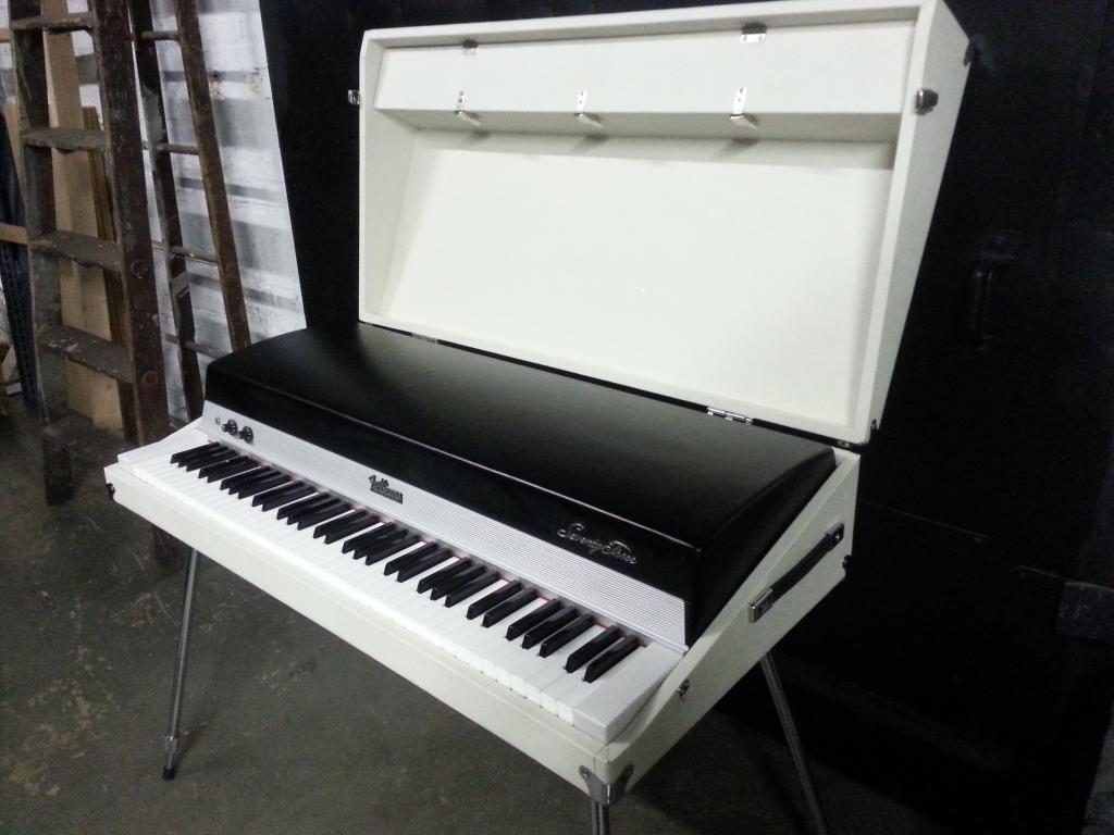 Custom Shop: The Lunar Rhodes