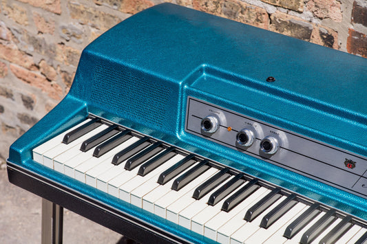 Custom Shop: Wurlitzer 'Pelham-Teal?'