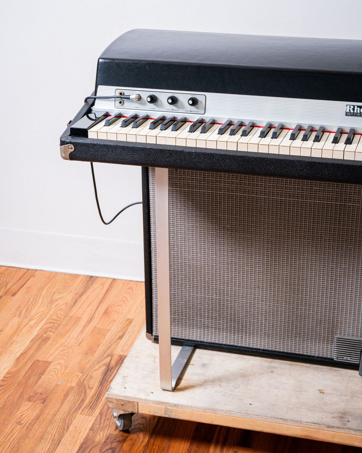 1975 Rhodes Mark I Suitcase 88 "Alberta"