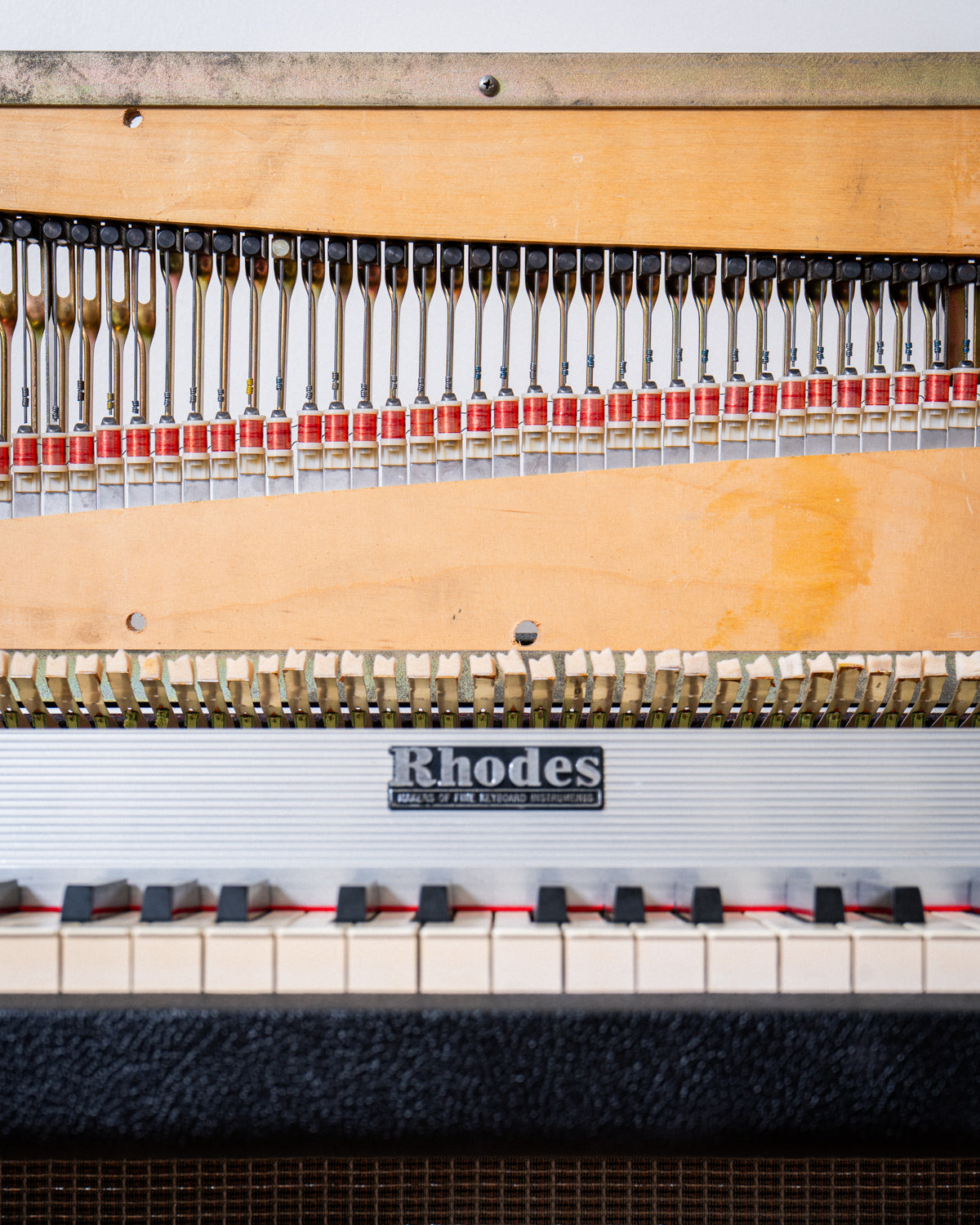1975 Rhodes Mark I Suitcase 88 "Alberta"
