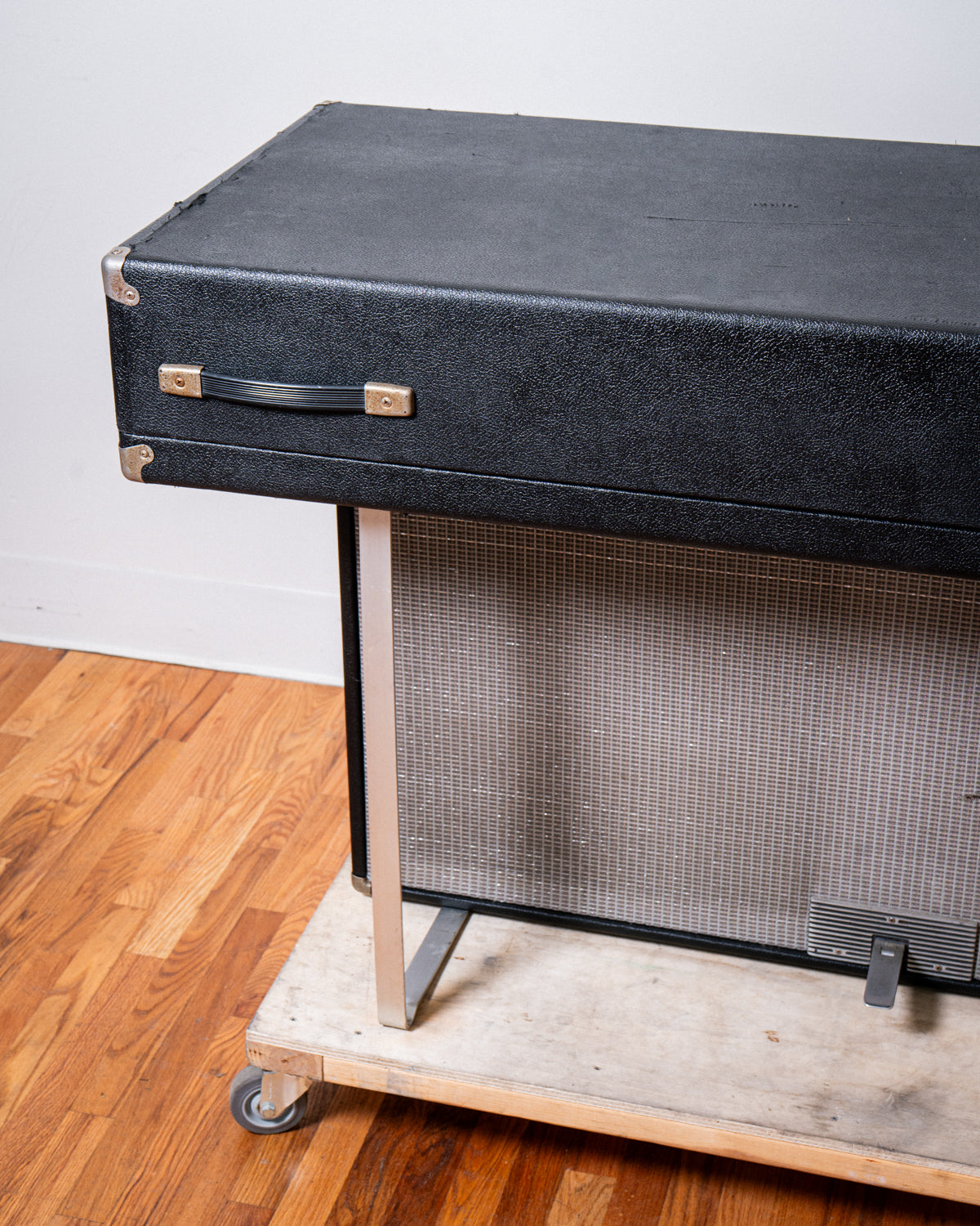 1975 Rhodes Mark I Suitcase 88 "Alberta"