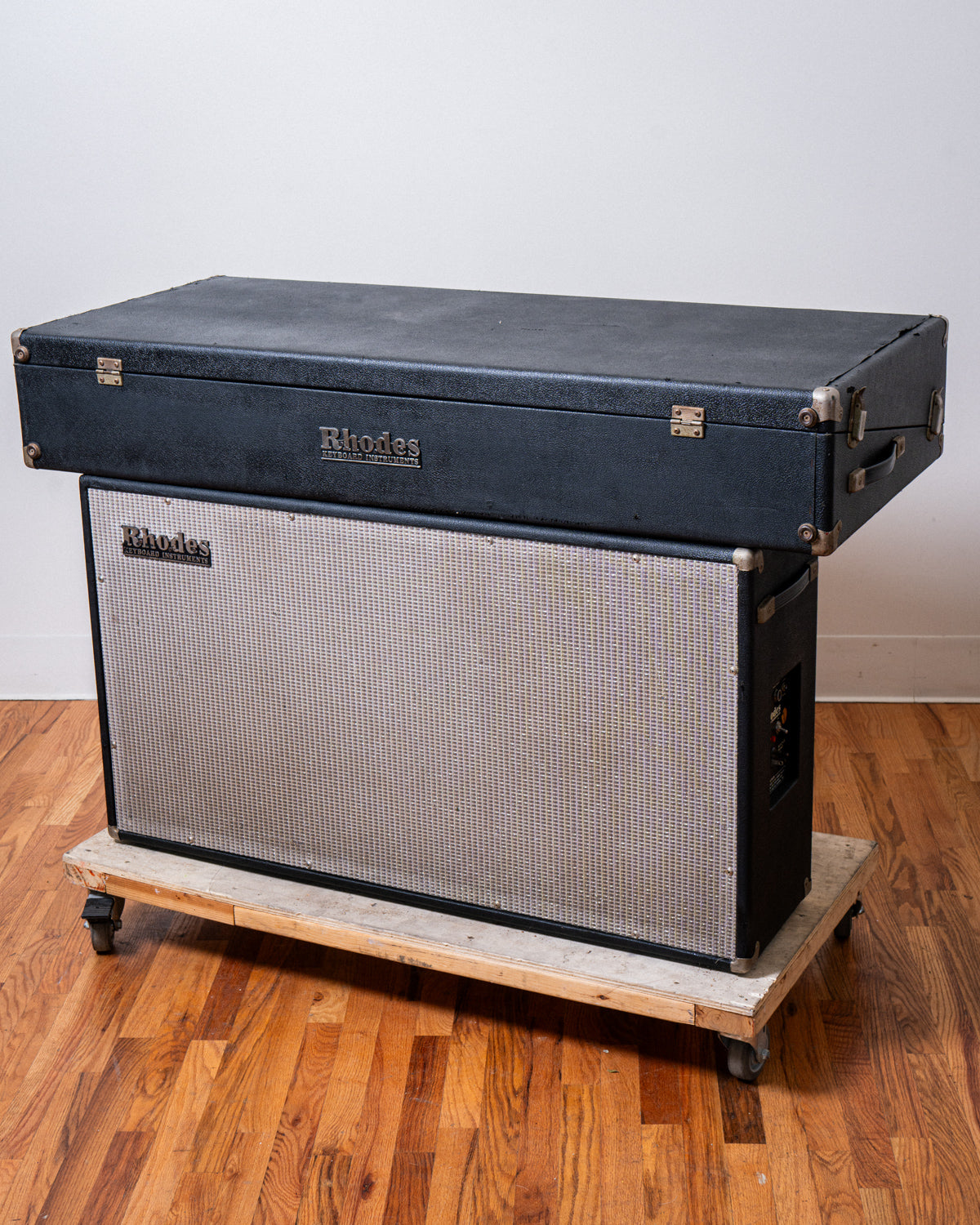 1975 Rhodes Mark I Suitcase 88 "Alberta"