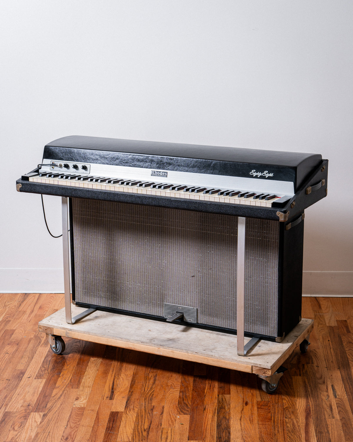 1975 Rhodes Mark I Suitcase 88 "Alberta"