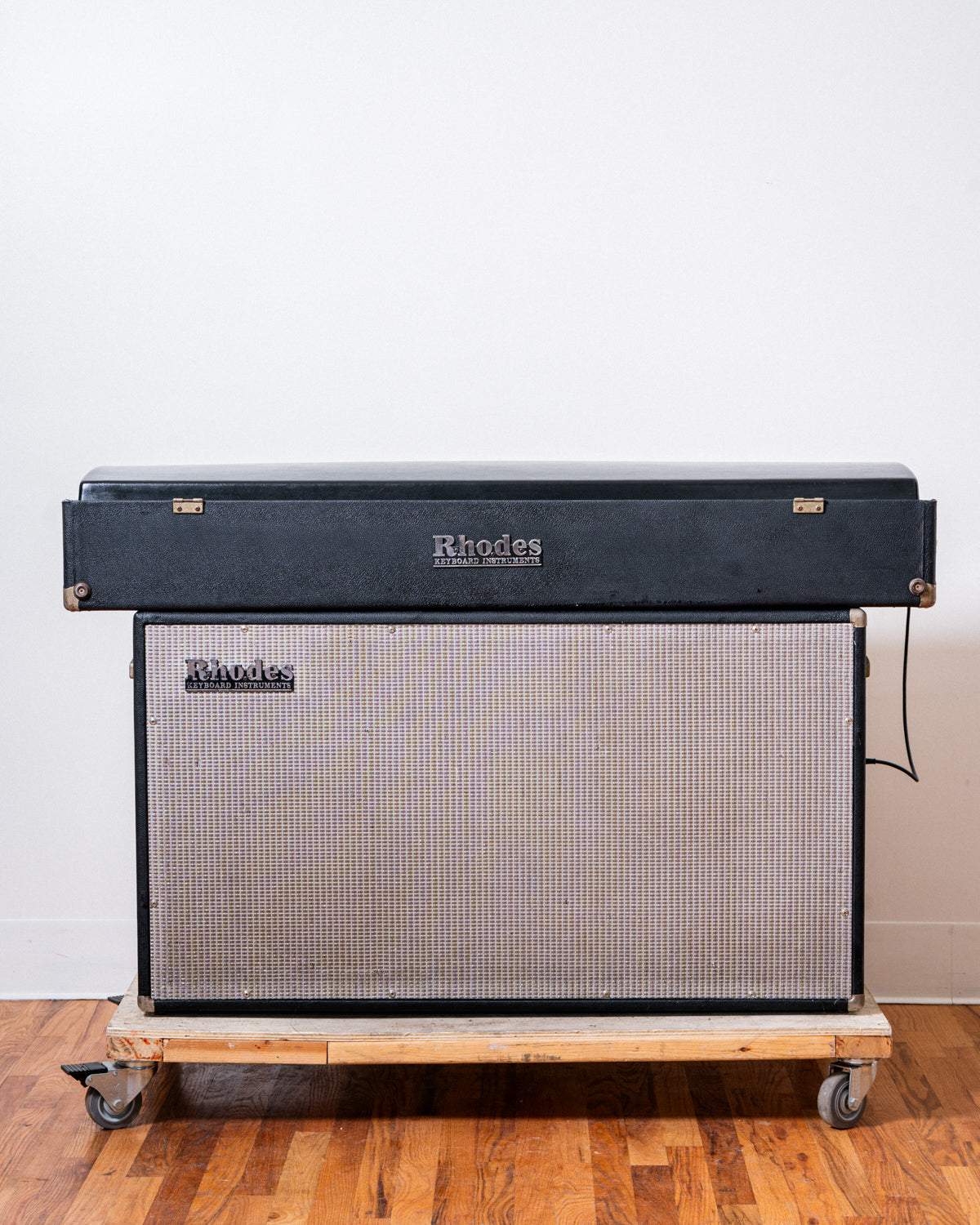 1975 Rhodes Mark I Suitcase 88 "Alberta"