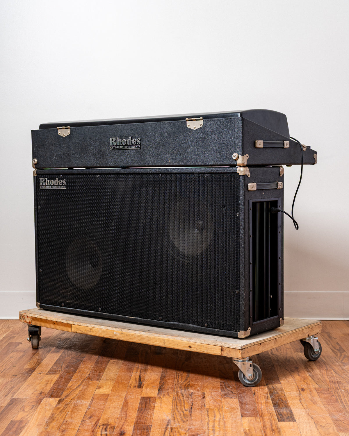 1978 Rhodes Mark I Suitcase 73 "Greg"