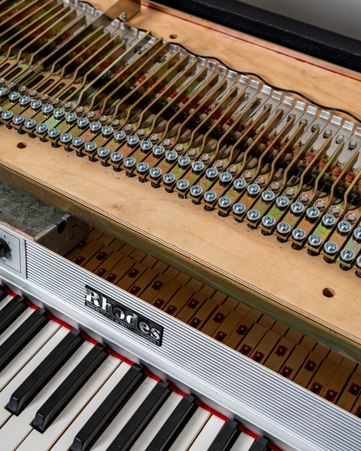 1978 Rhodes Mark I Suitcase 73 "Greg"