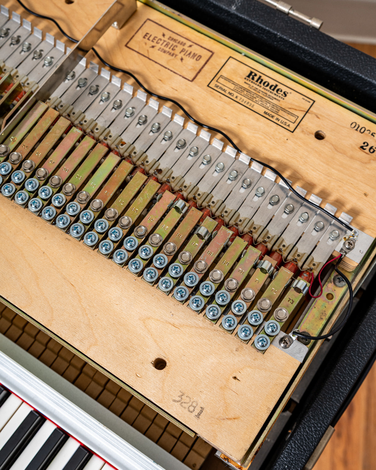 1978 Rhodes Mark I Suitcase 73 "Greg"