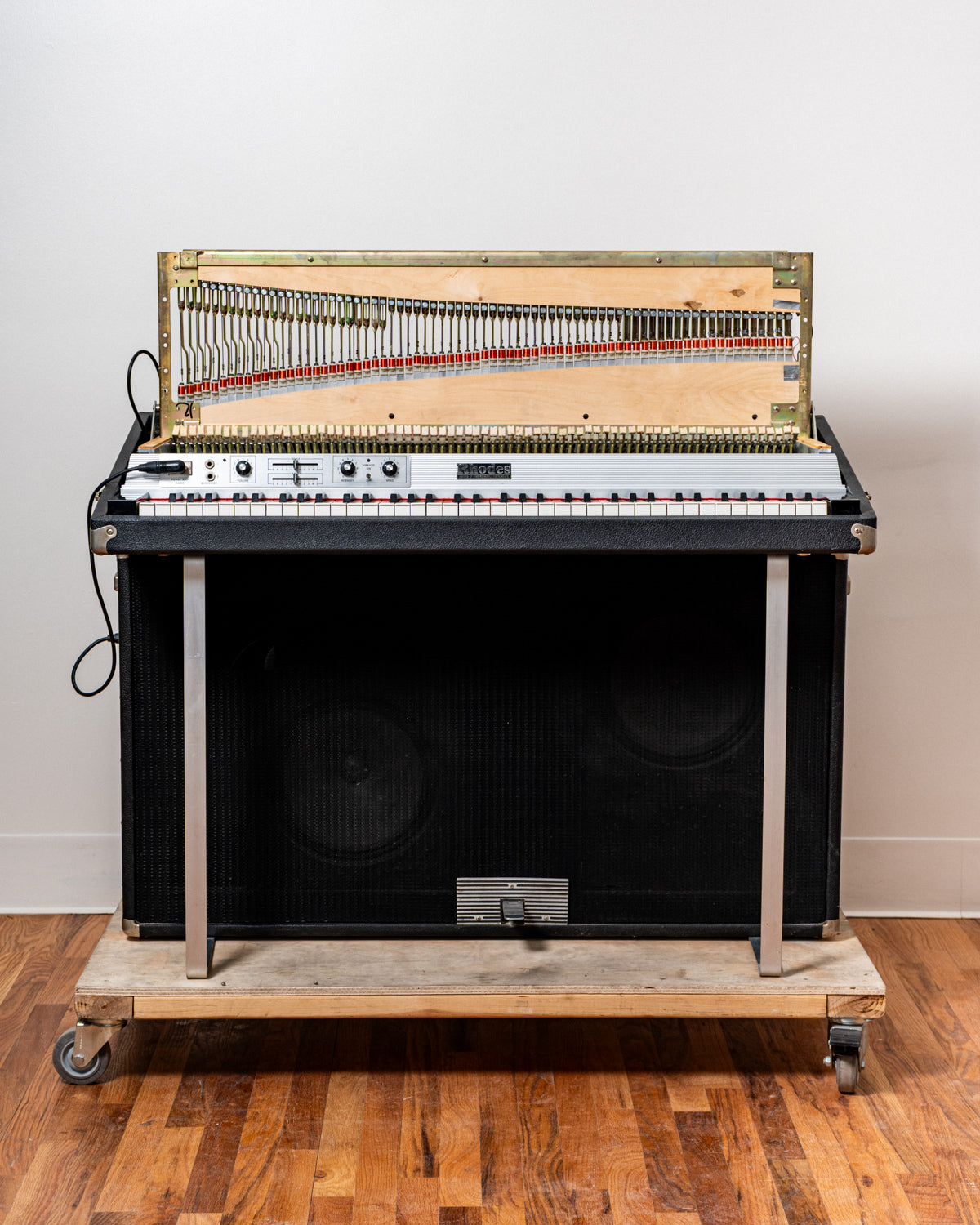 1978 Rhodes Mark I Suitcase 73 "Greg"