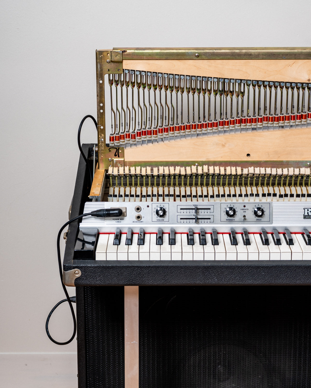 1978 Rhodes Mark I Suitcase 73 "Greg"