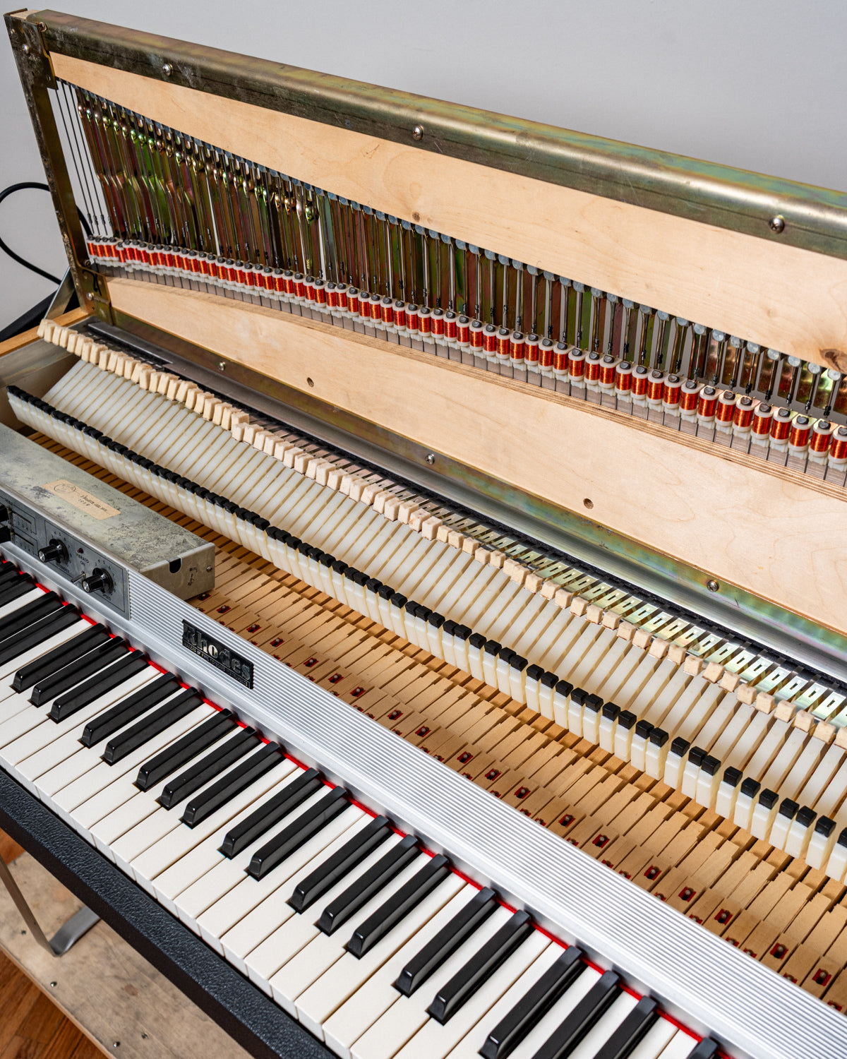 1978 Rhodes Mark I Suitcase 73 "Greg"