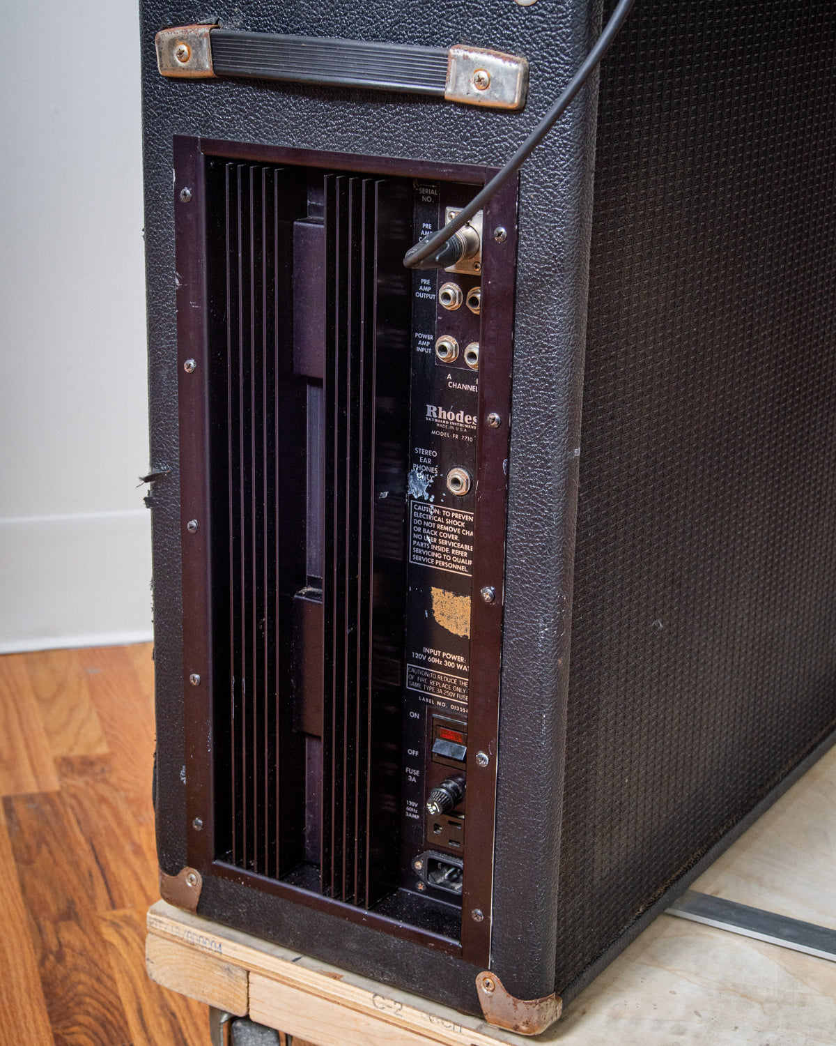 1982 Rhodes Mark II Suitcase 73 "Rod"
