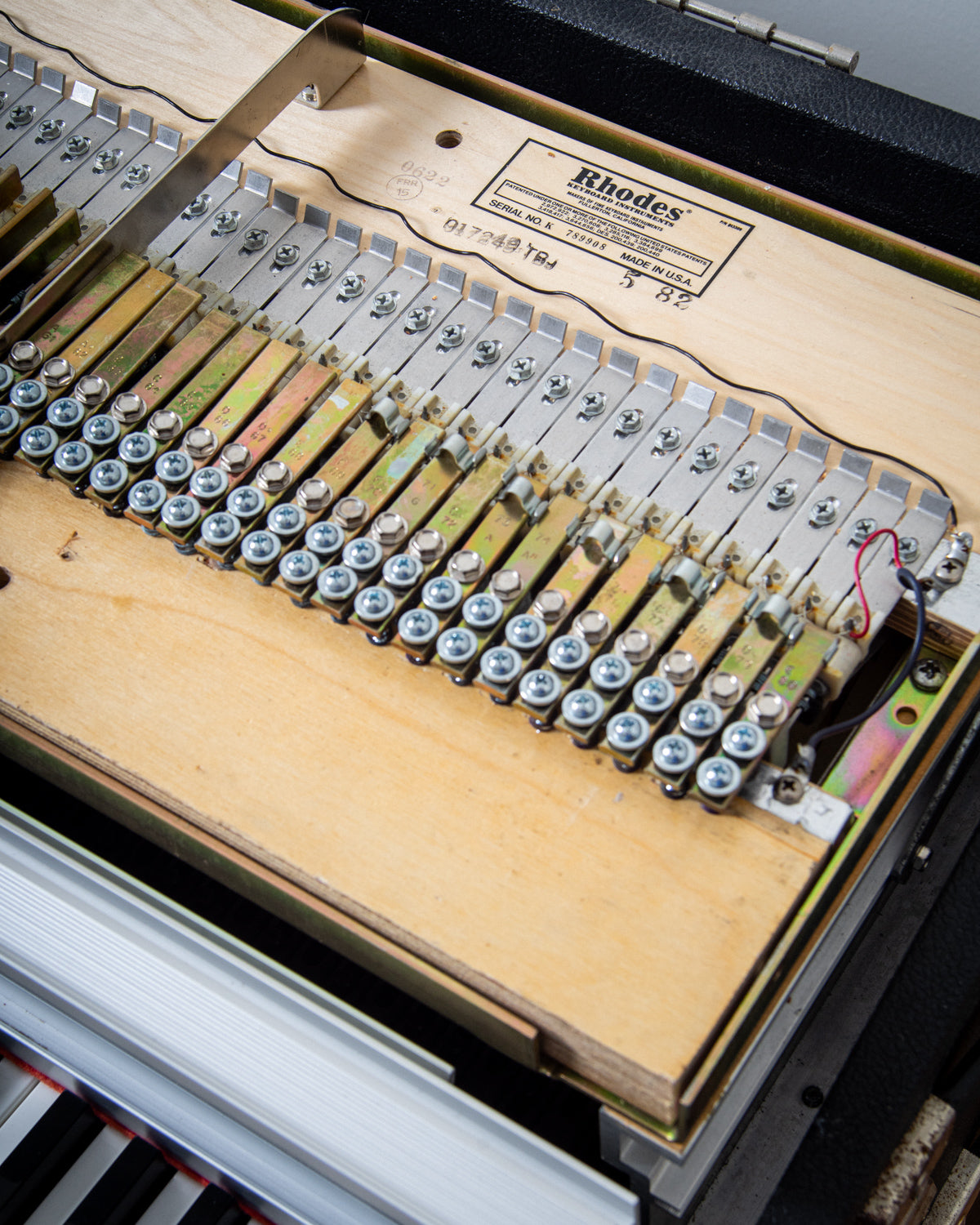 1982 Rhodes Mark II Suitcase 73 "Rod"