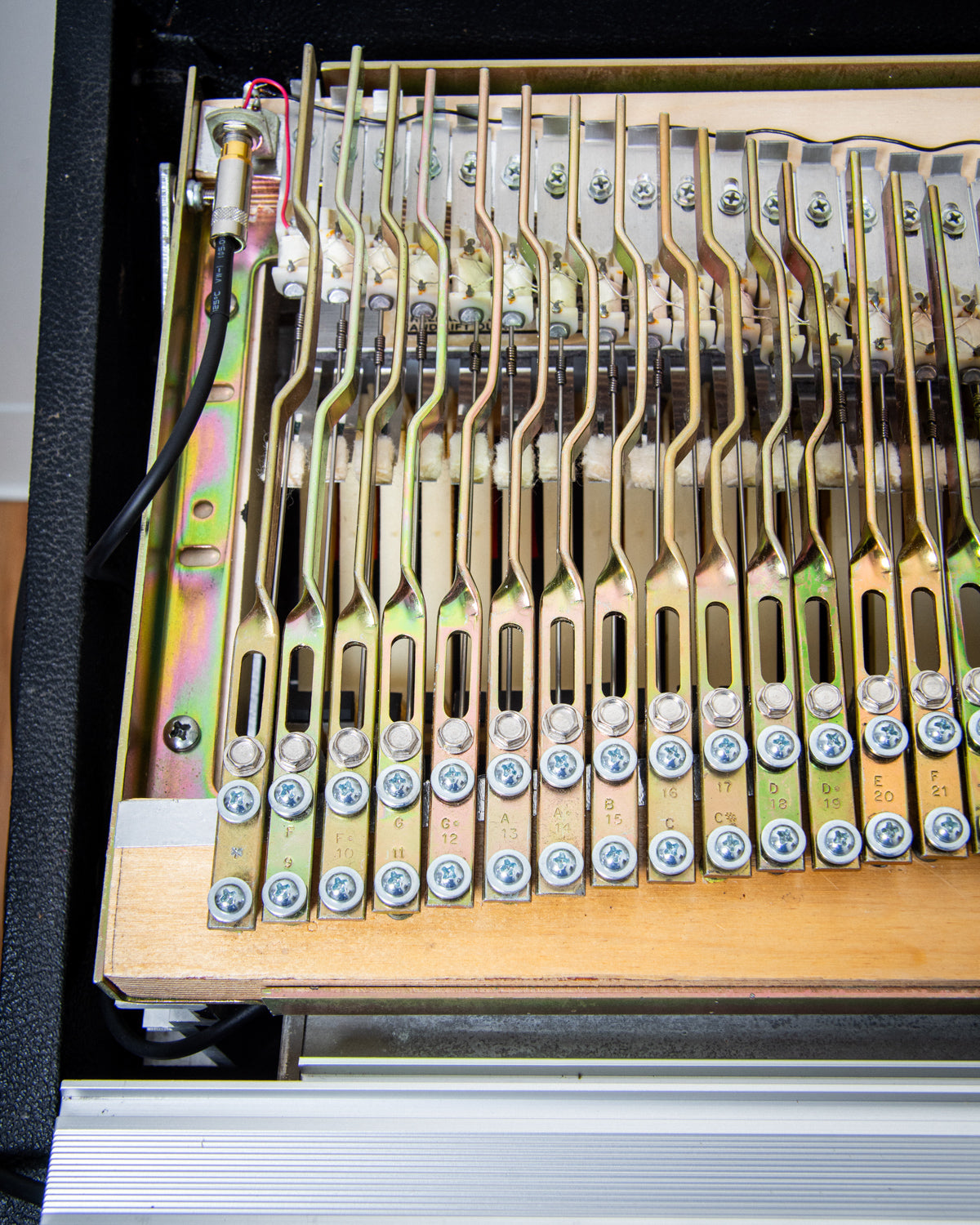 1982 Rhodes Mark II Suitcase 73 "Rod"