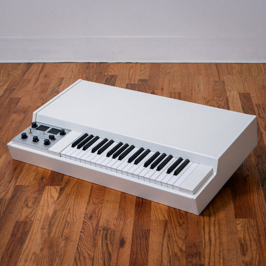 Mellotron M4000D Digital Mellotron