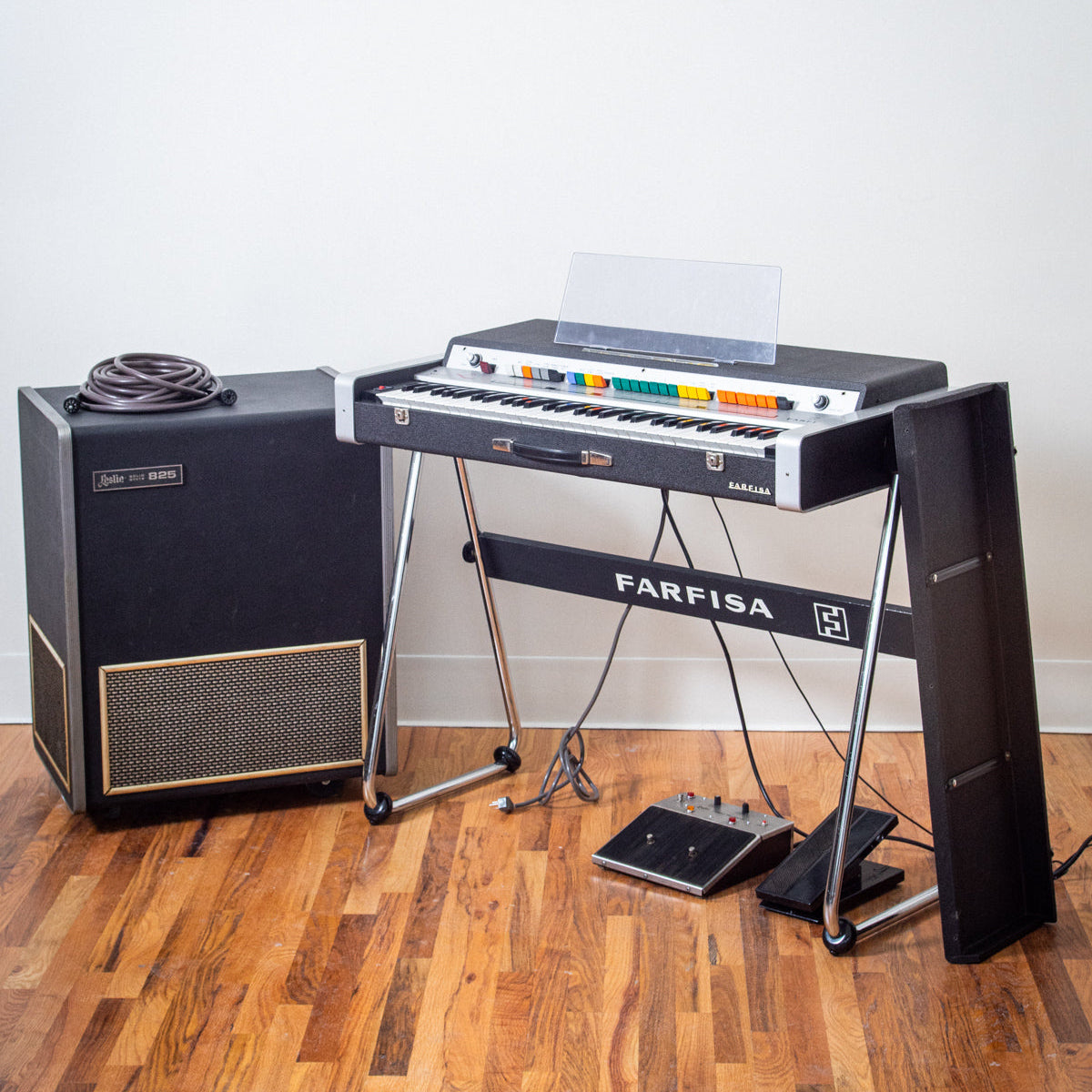 Farfisa VIP 345 with Leslie 825
