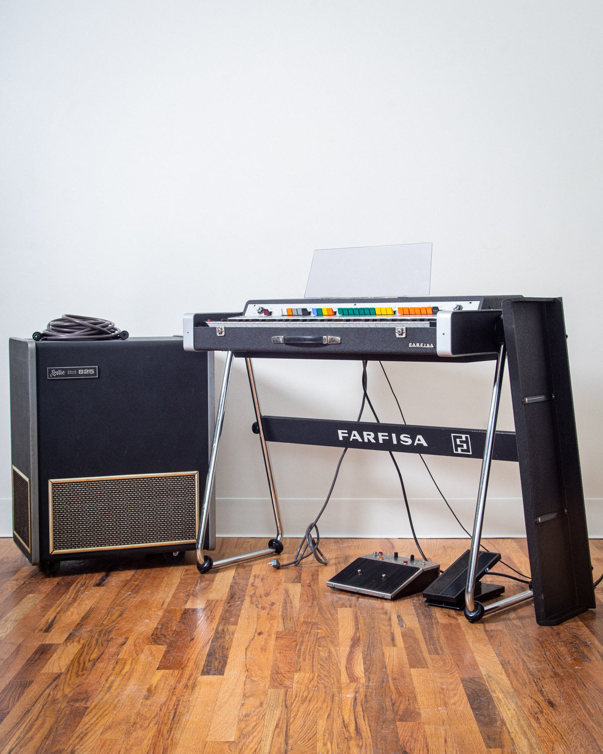 Farfisa VIP 345 with Leslie 825
