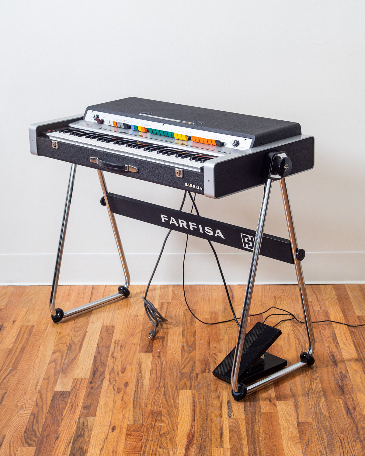 Farfisa VIP 345 with Leslie 825