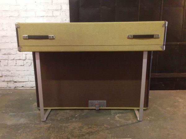 Rhodes Tweed Two Tone Front W Case