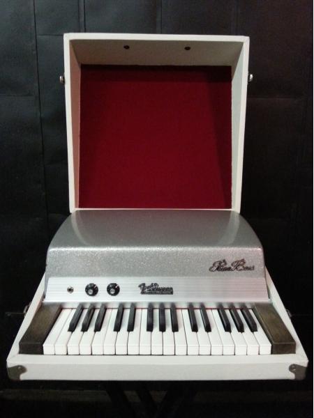 Fender Rhodes Piano Key Bass